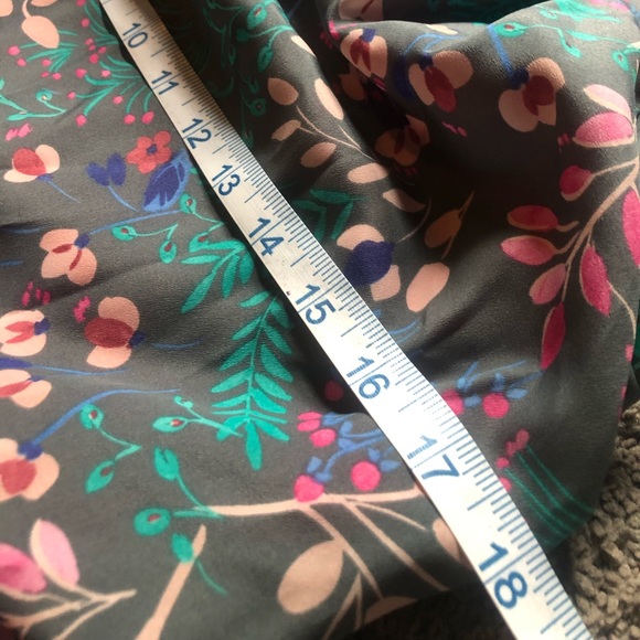 Gray & Hot Pink Floral Keyhole Dress - Picture 5 of 9